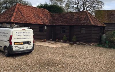 Bespoke Painting of Wooden Annexe and Garage – Towersey